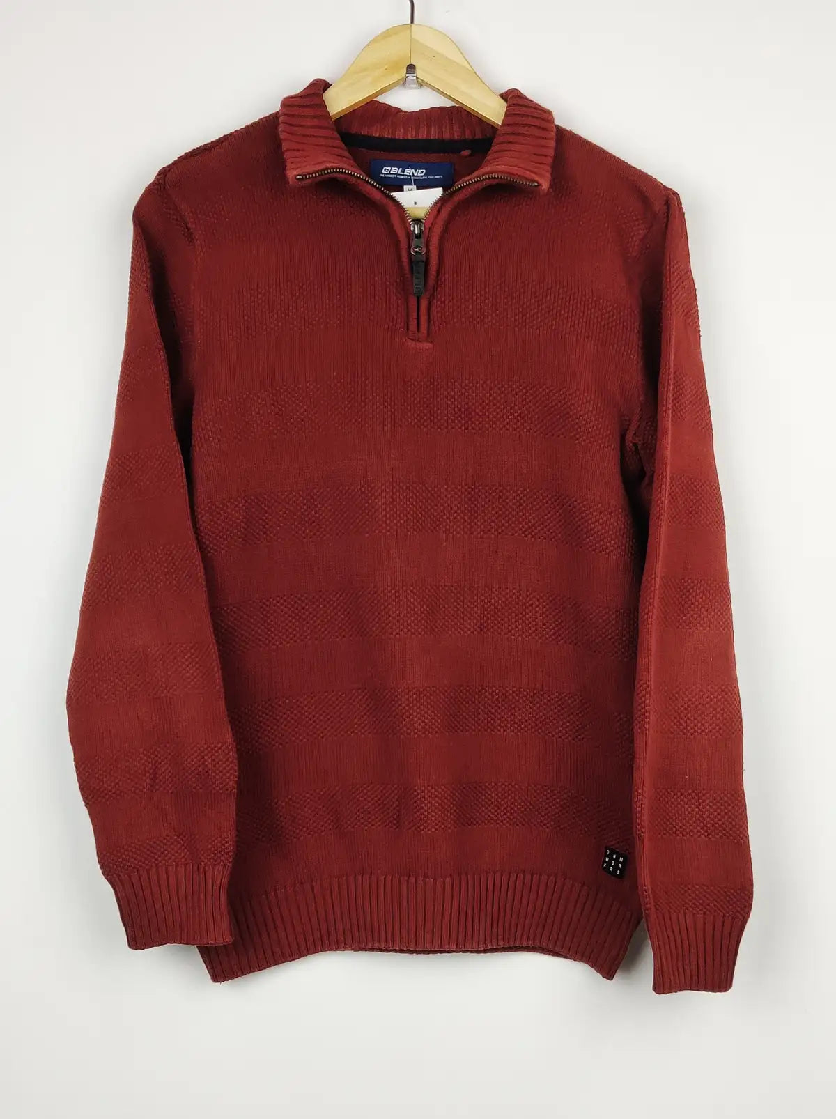 Buy online pre-used pre-loved 100% authentic & Original branded Blend (JS-4626) available in Pakistan. Top international brands avilable.