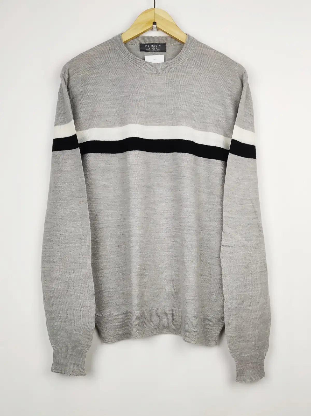 Buy online pre-used pre-loved 100% authentic & Original branded Primark (JS-4649) available in Pakistan. Top international brands avilable.