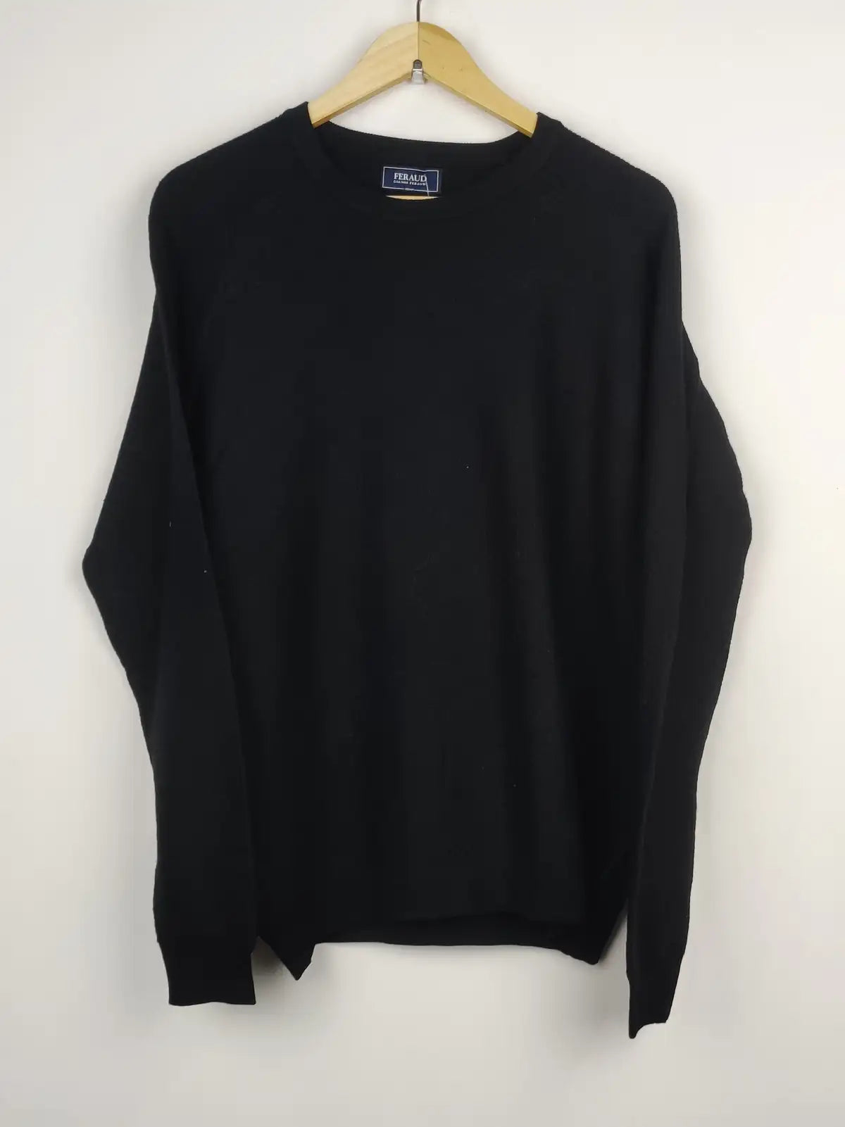 Buy online pre-used pre-loved 100% authentic & Original branded Feraud (JS-4678) available in Pakistan. Top international brands avilable.