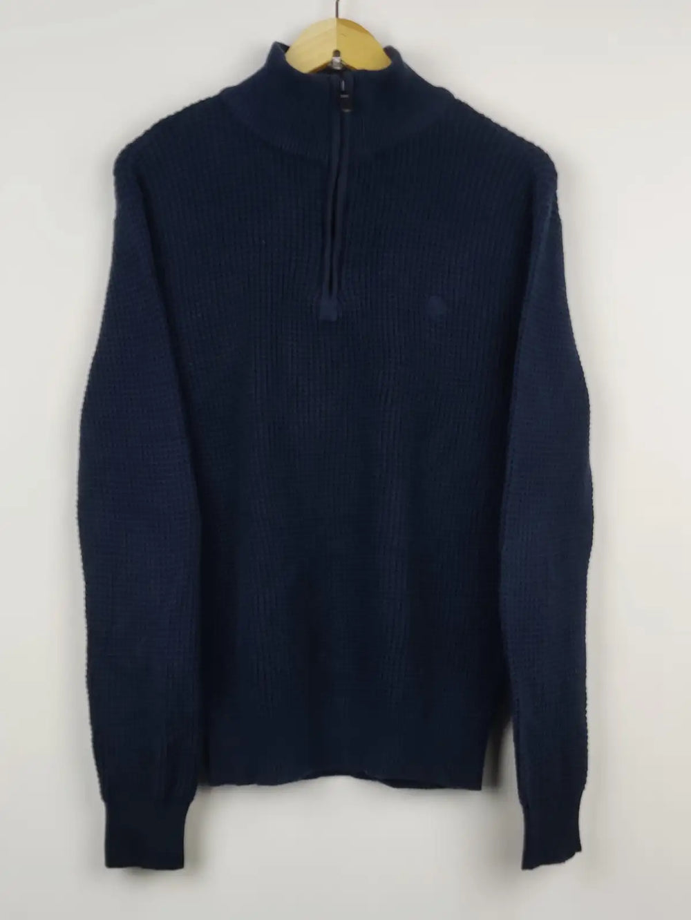 Buy online pre-used pre-loved 100% authentic & Original branded Duck And Cover (JS-4728) available in Pakistan. Top international brands avilable.