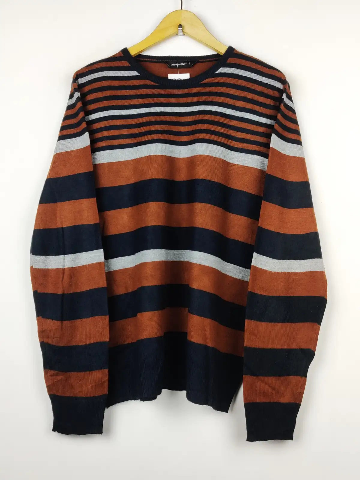 Buy online pre-used pre-loved 100% authentic & Original branded Cedar Wood State (JS-4733) available in Pakistan. Top international brands avilable.