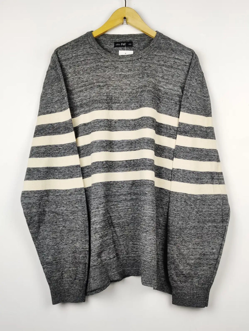 Buy online pre-used pre-loved 100% authentic & Original branded F&F (JS-4744) available in Pakistan. Top international brands avilable.