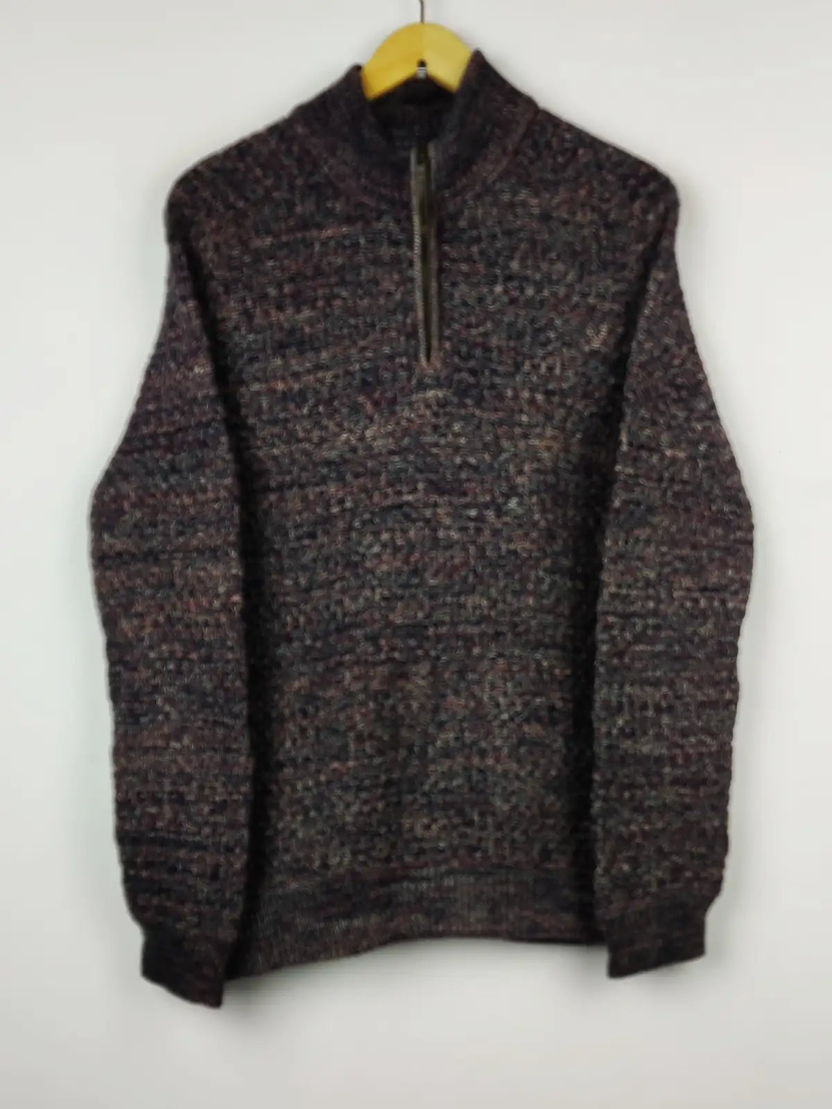 Buy online pre-used pre-loved 100% authentic & Original branded Mantaray (JS-4748) available in Pakistan. Top international brands avilable.