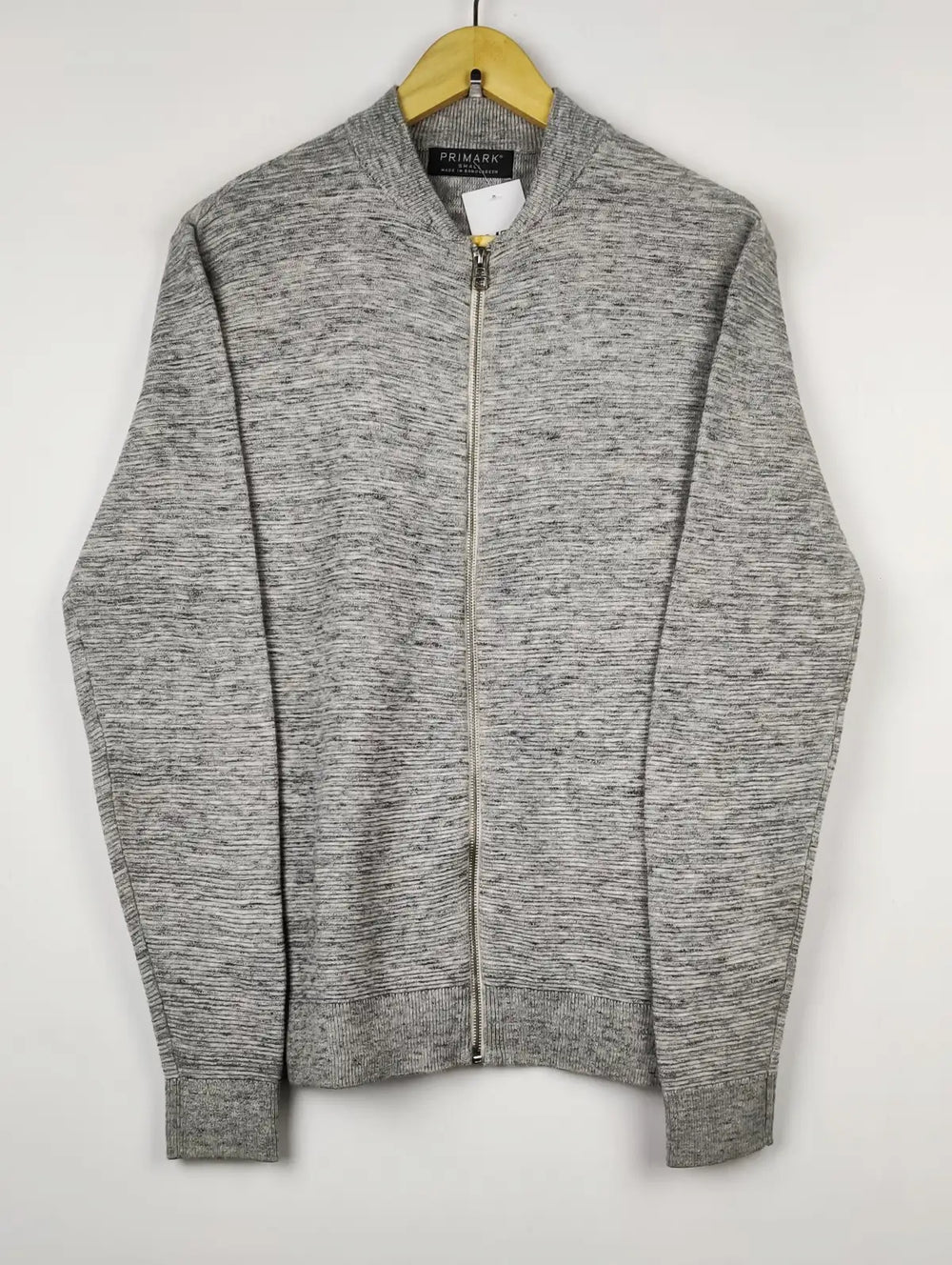 Buy online pre-used pre-loved 100% authentic & Original branded Primark (JS-4837) available in Pakistan. Top international brands avilable.