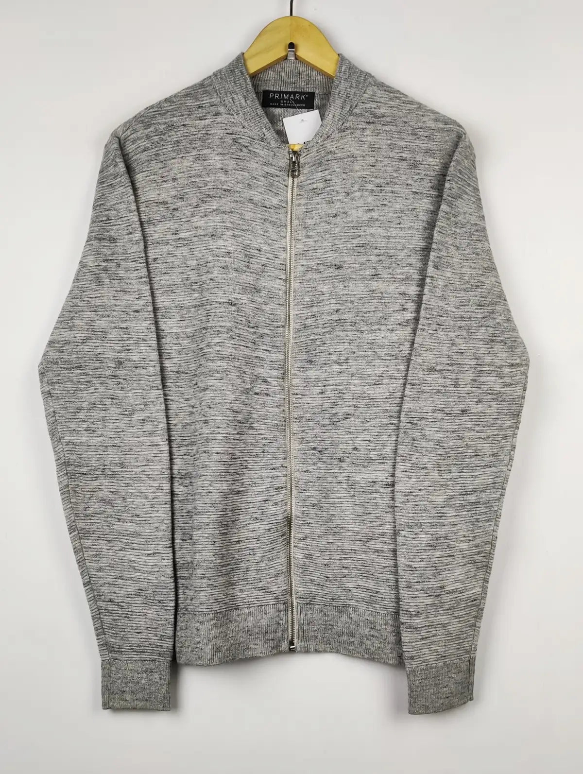 Buy online pre-used pre-loved 100% authentic & Original branded Primark (JS-4837) available in Pakistan. Top international brands avilable.