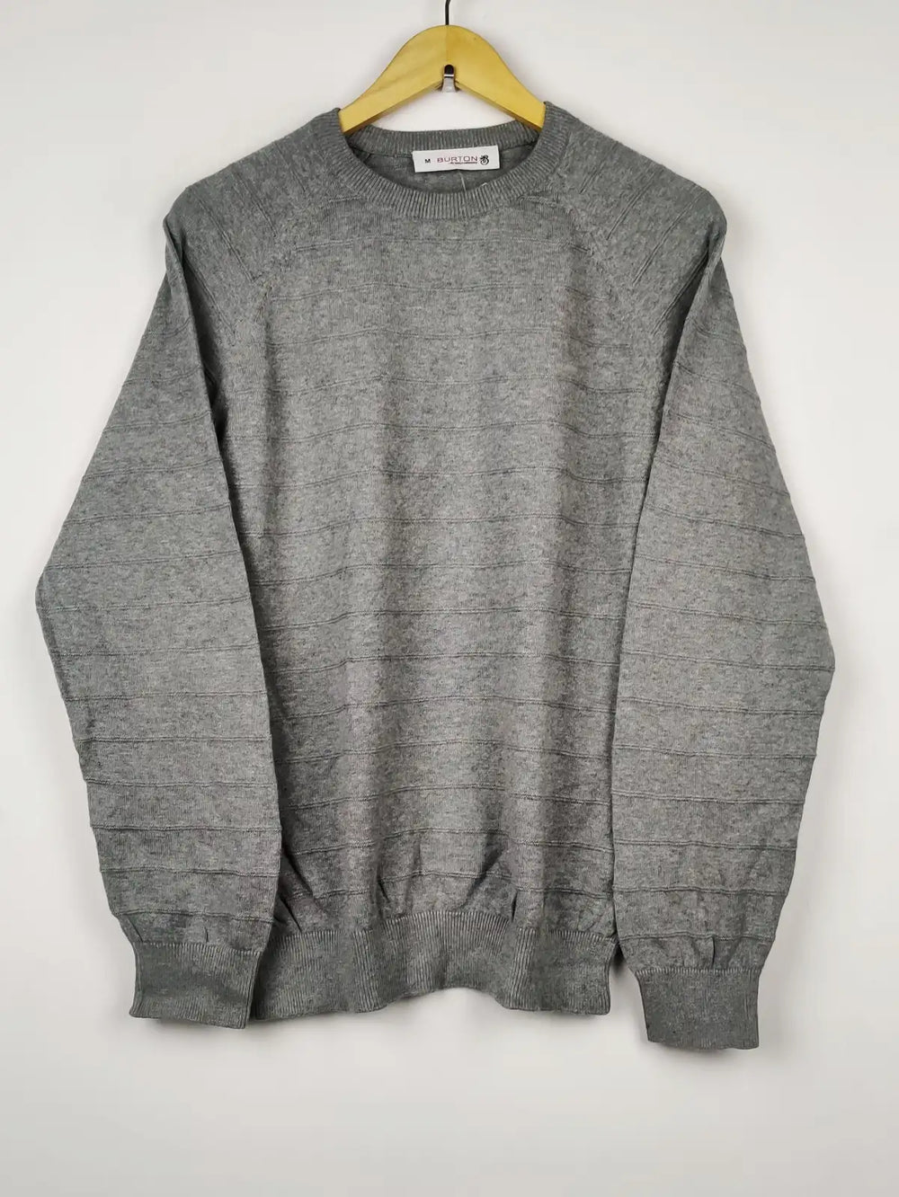 Buy online pre-used pre-loved 100% authentic & Original branded Burton Menswear (JS-4880) available in Pakistan. Top international brands avilable.