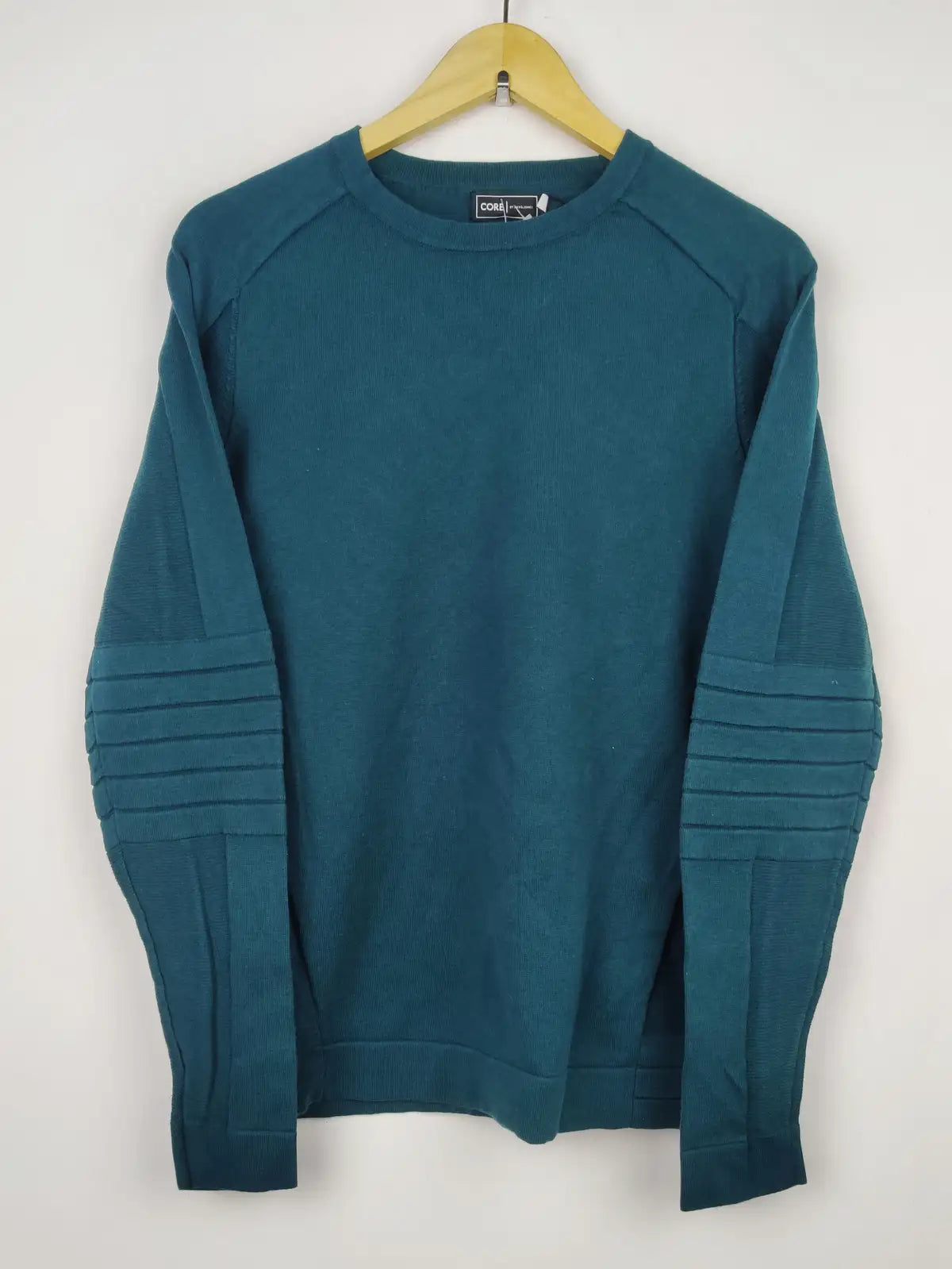 Buy online pre-used pre-loved 100% authentic & Original branded Jack & Jones (JS-4894) available in Pakistan. Top international brands avilable.