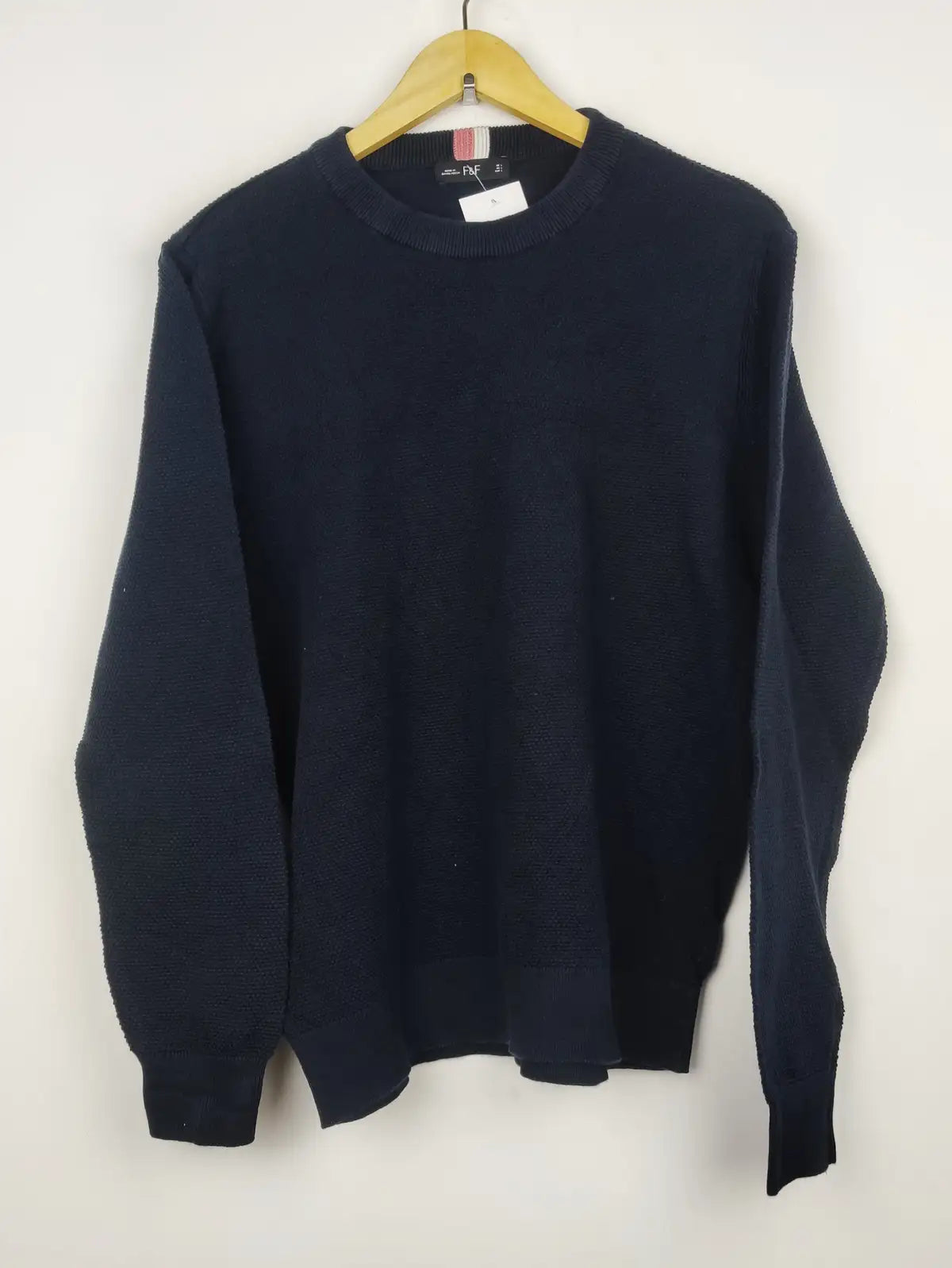 Buy online pre-used pre-loved 100% authentic & Original branded F&F (JS-4900) available in Pakistan. Top international brands avilable.