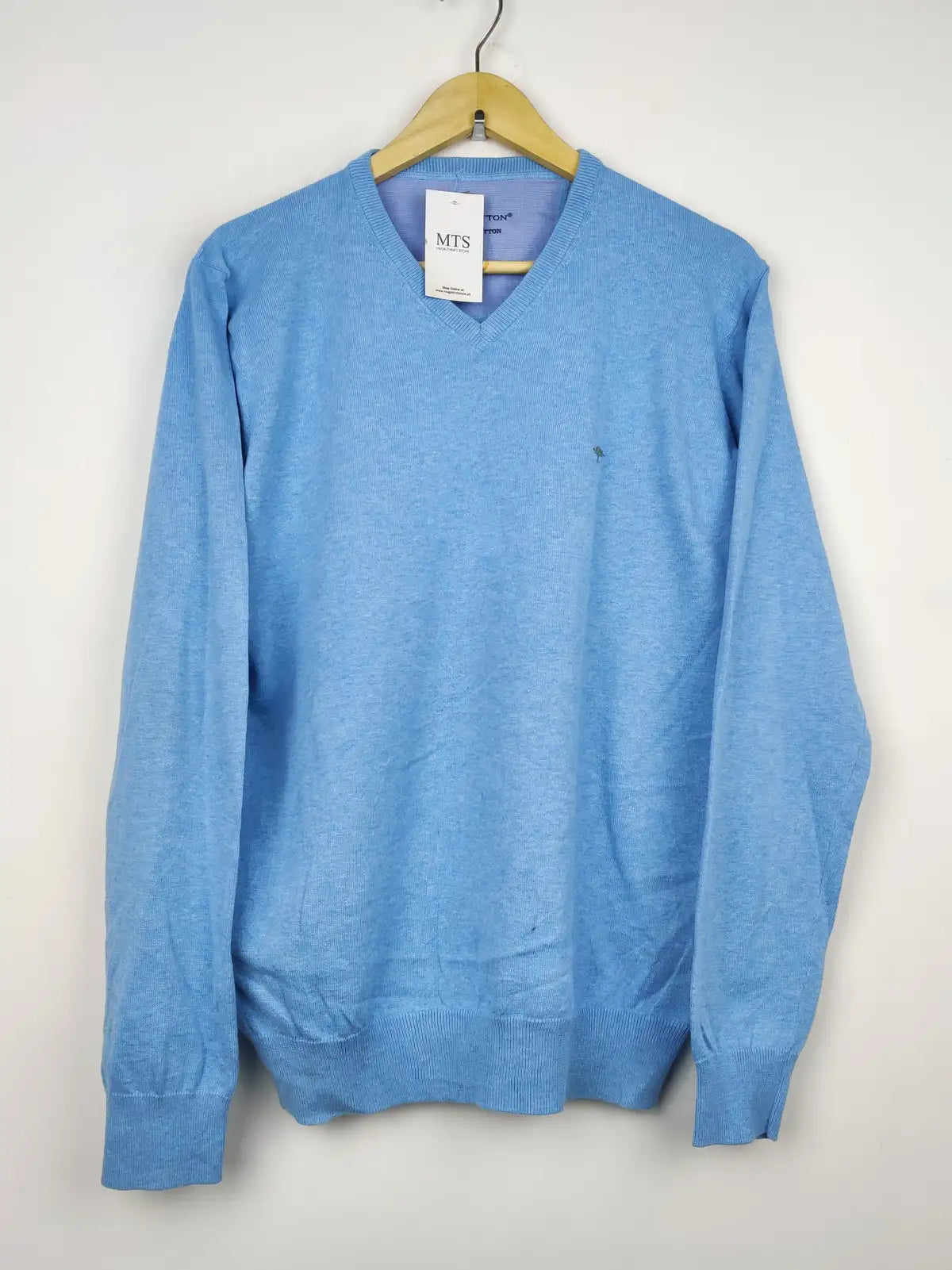 Buy online pre-used pre-loved 100% authentic & Original branded Fynch Hatton (JS-4903) available in Pakistan. Top international brands avilable.