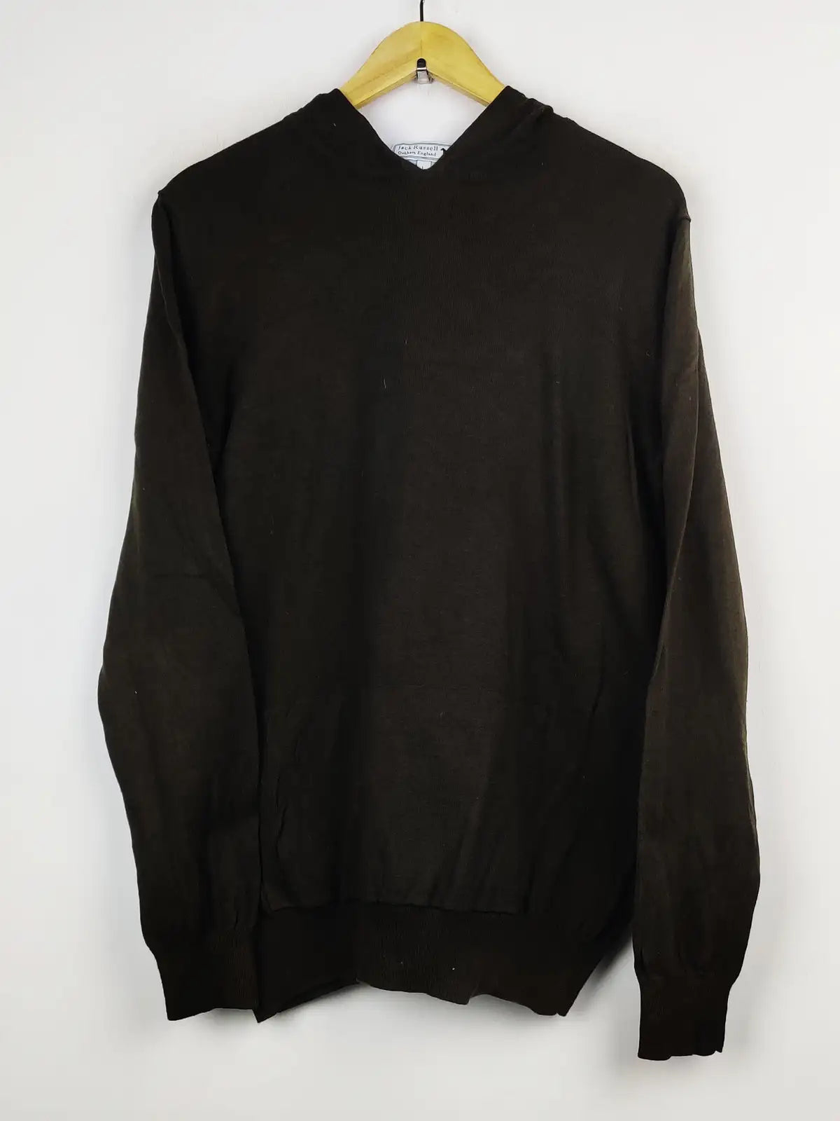 Buy online pre-used pre-loved 100% authentic & Original branded Jack Russell (JS-5786) available in Pakistan. Top international brands avilable.