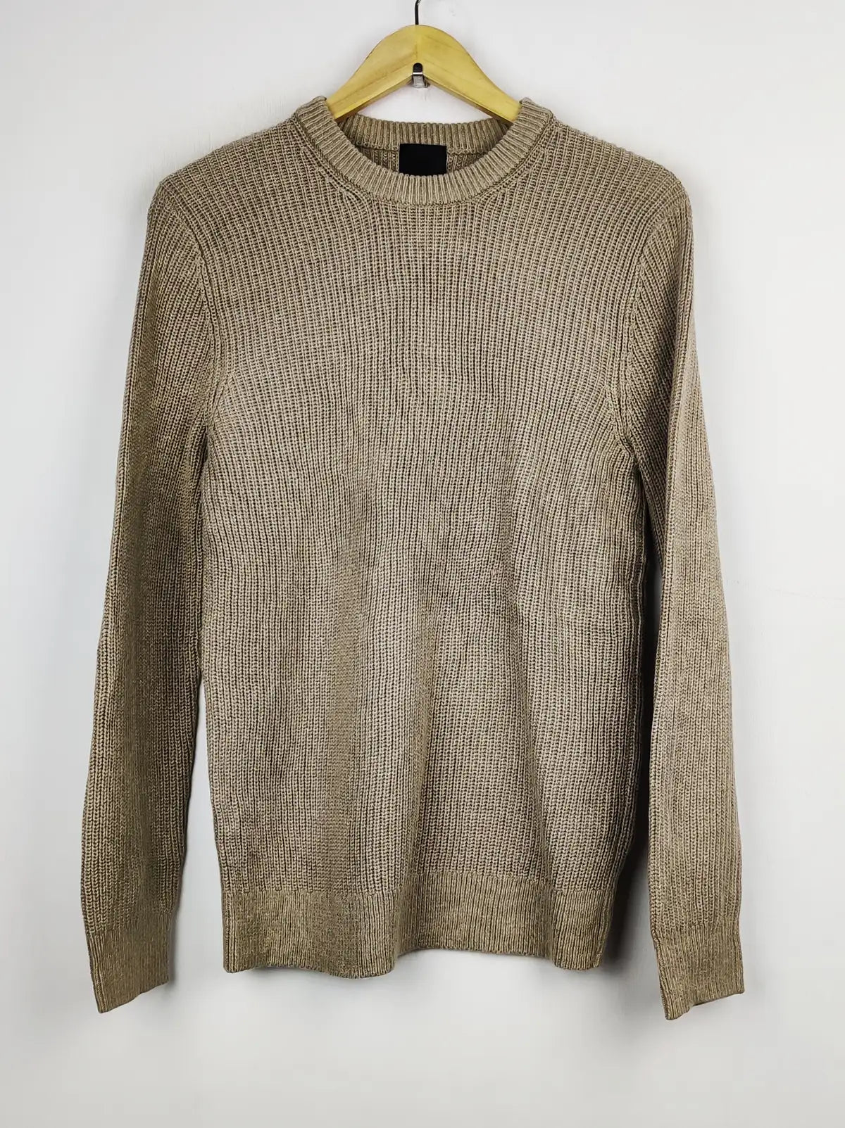 Buy online pre-used pre-loved 100% authentic & Original branded H&M (JS-5802) available in Pakistan. Top international brands avilable.