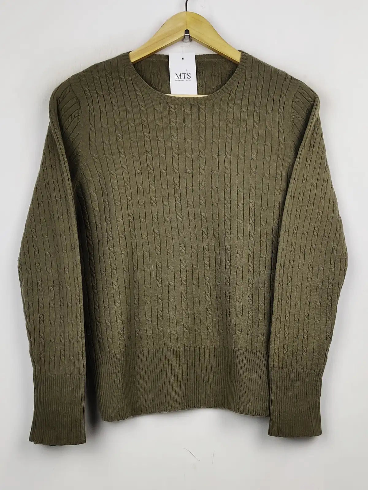 Buy online pre-used pre-loved 100% authentic & Original branded Unknown Brand (JS-5883) available in Pakistan. Top international brands avilable.