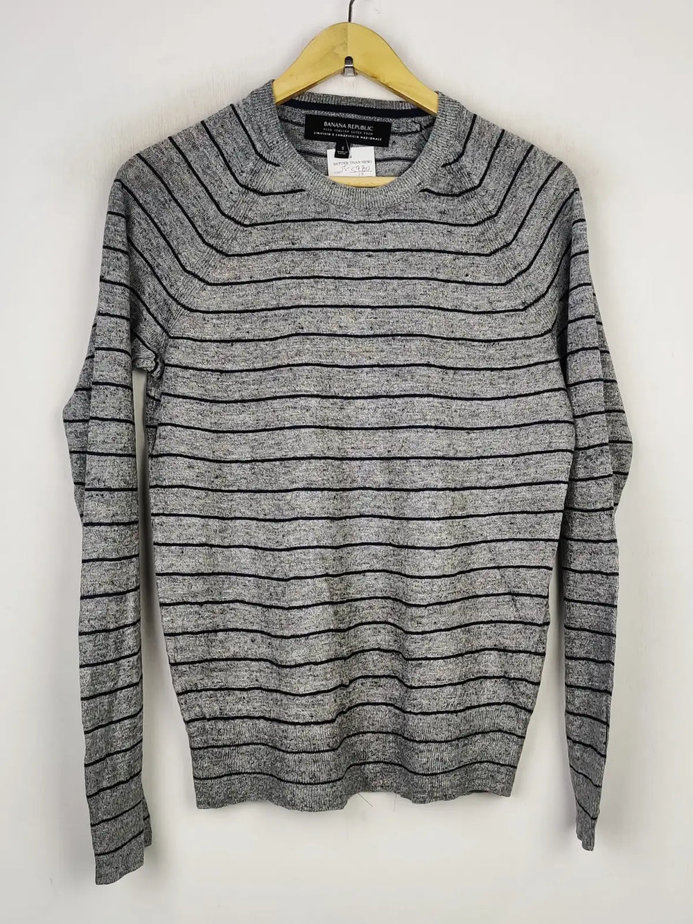 Buy online pre-used pre-loved 100% authentic & Original branded Banana Republic (JS-5980) available in Pakistan. Top international brands avilable.