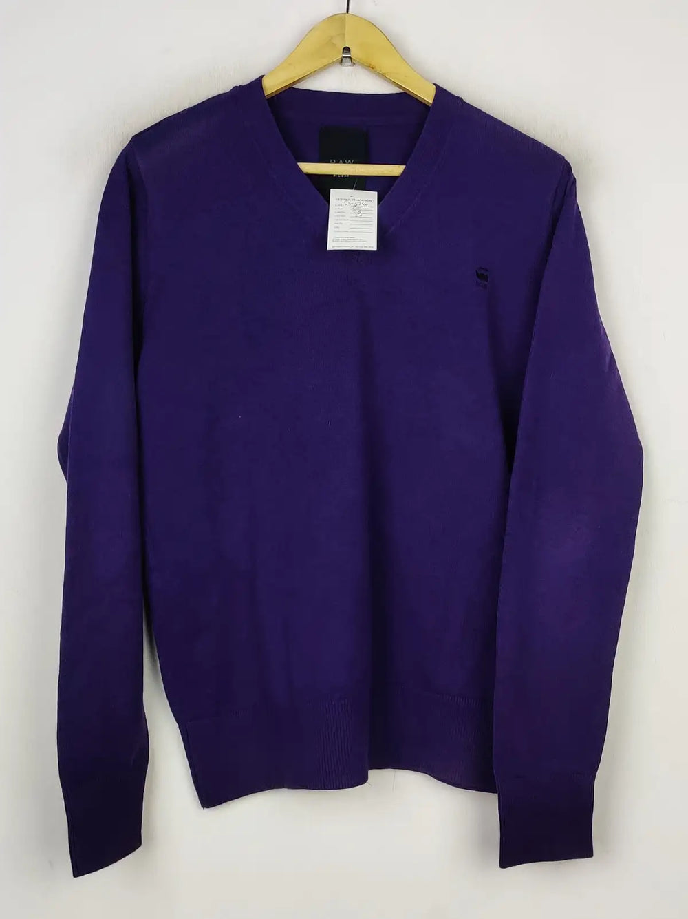 Buy online pre-used pre-loved 100% authentic & Original branded Raw Correct Line (JS-6240) available in Pakistan. Top international brands avilable.