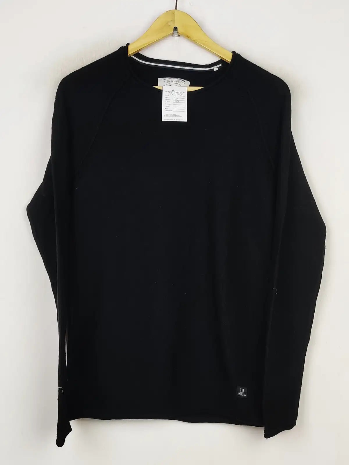 Buy online pre-used pre-loved 100% authentic & Original branded Tom Tailor (JS-6259) available in Pakistan. Top international brands avilable.