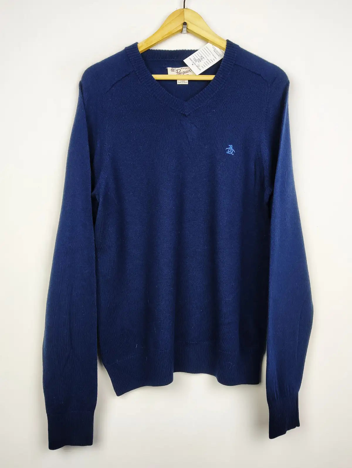 Buy online pre-used pre-loved 100% authentic & Original branded Munsingwear (JS-6504) available in Pakistan. Top international brands avilable.
