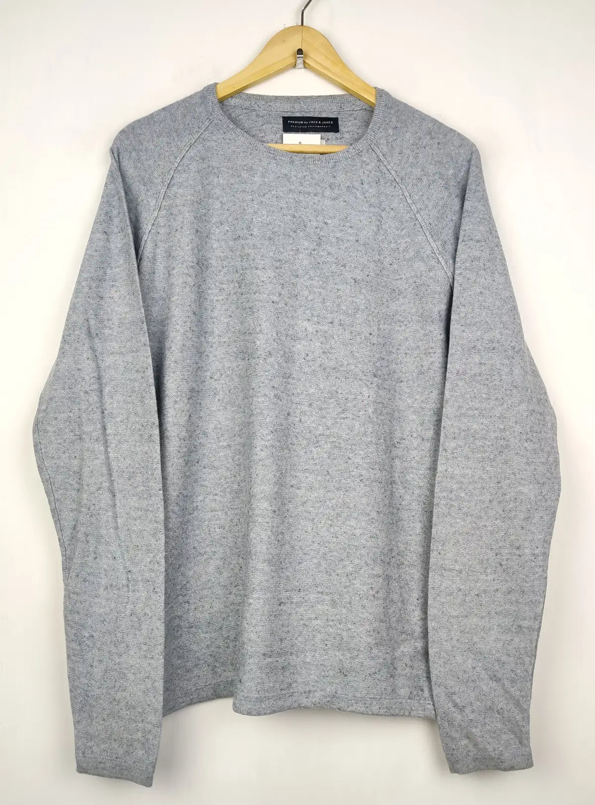 Buy online pre-used pre-loved 100% authentic & Original branded Jack & Jones (JS-6602) available in Pakistan. Top international brands avilable.