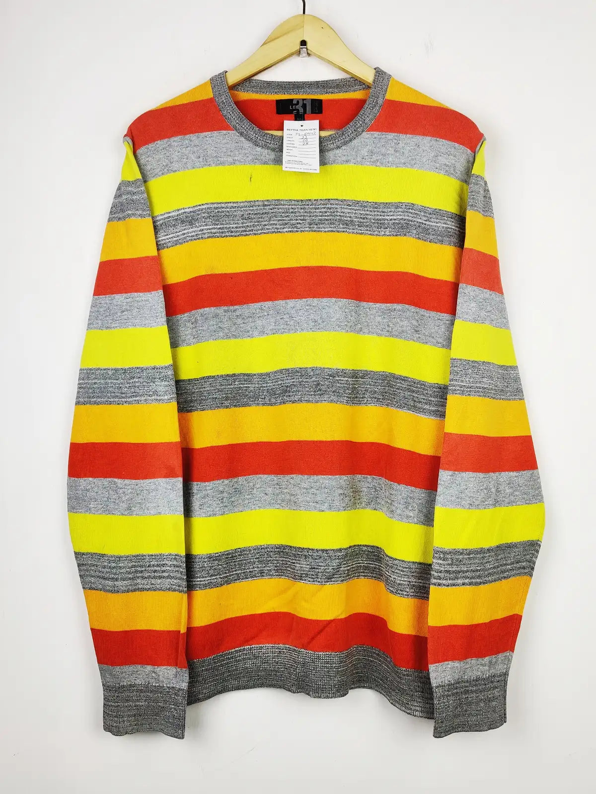 Buy online pre-used pre-loved 100% authentic & Original branded Unknown Brand (JS-6942) available in Pakistan. Top international brands avilable.