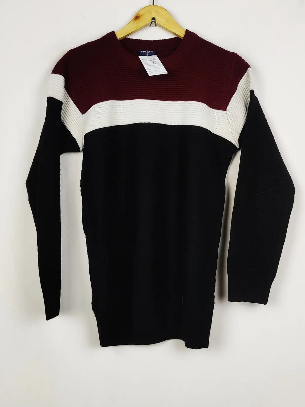 Buy online pre-used pre-loved 100% authentic & Original branded Unknown Brand (JS-8016) available in Pakistan. Top international brands avilable.