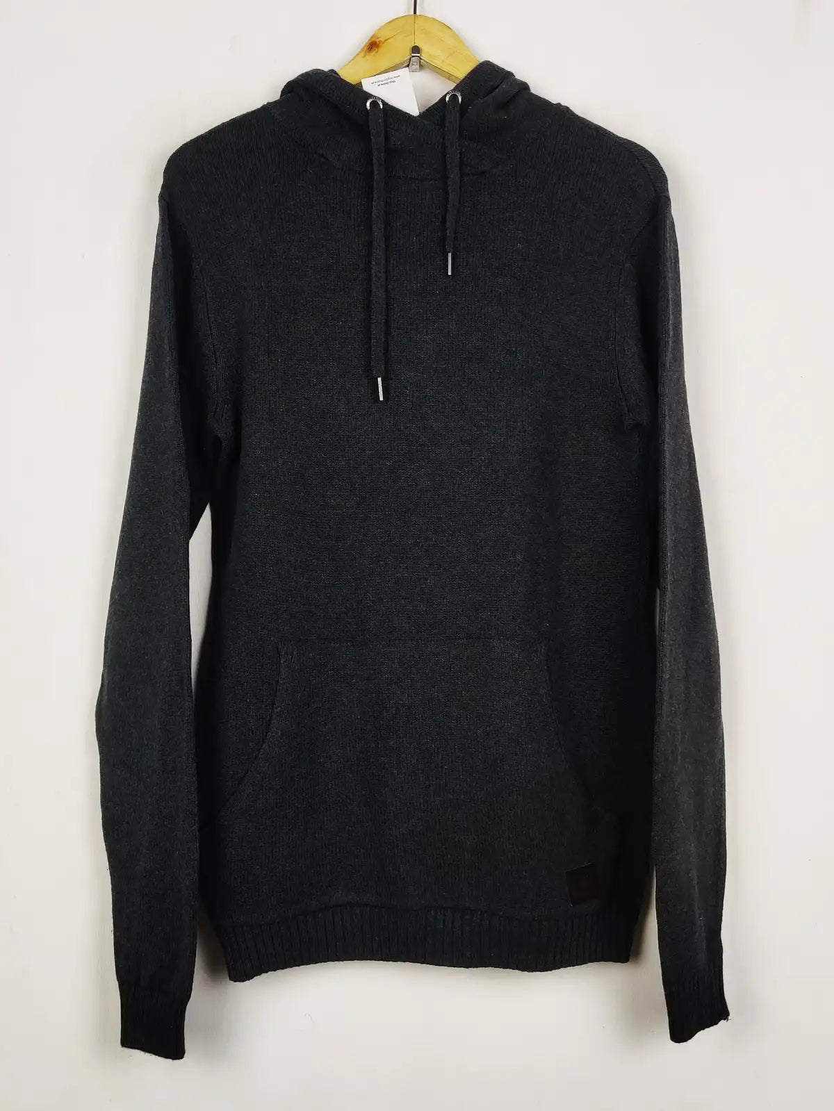 Buy online pre-used pre-loved 100% authentic & Original branded Firetrap (JS-8023) available in Pakistan. Top international brands avilable.