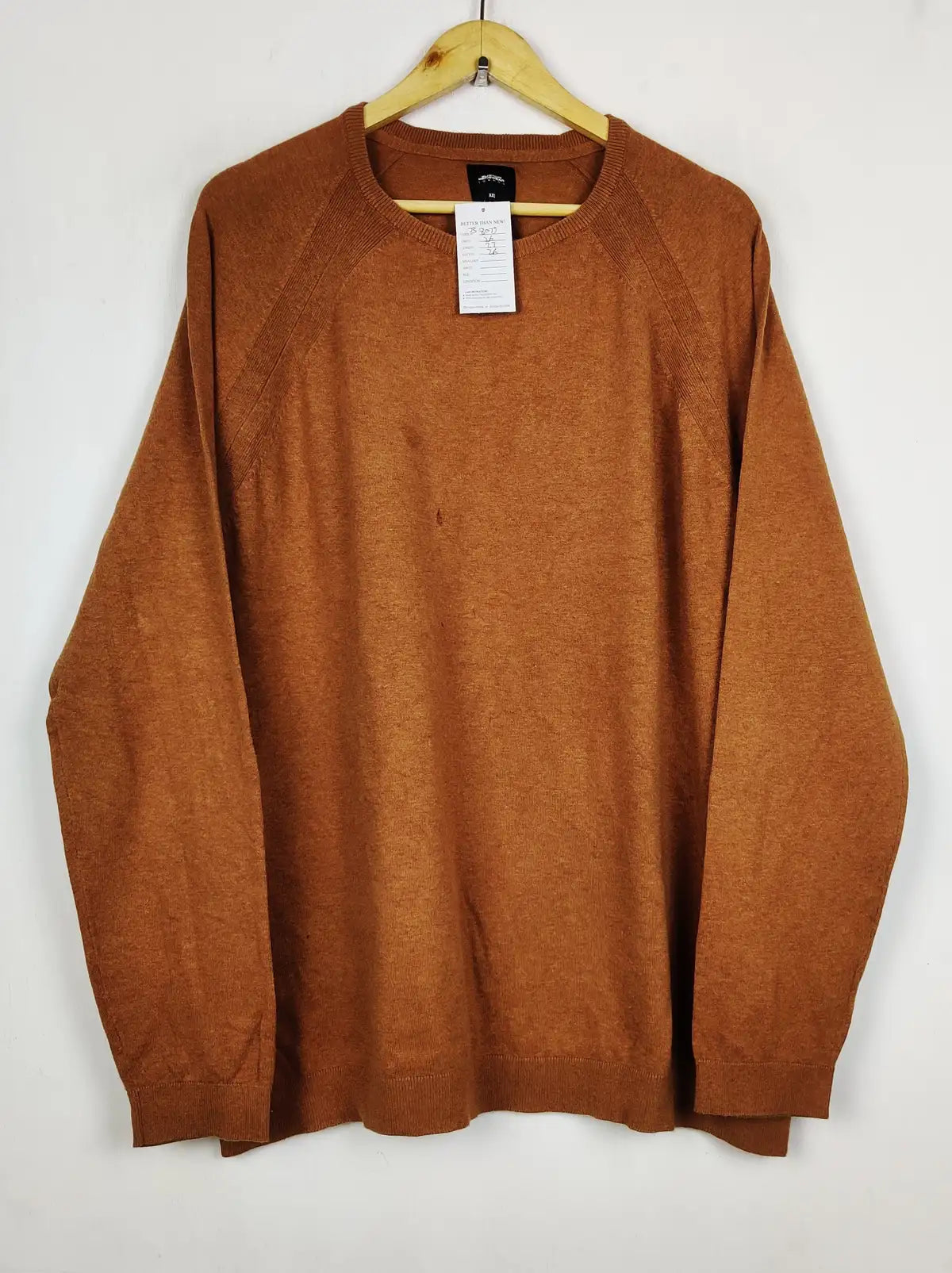 Buy online pre-used pre-loved 100% authentic & Original branded Burton (JS-8033) available in Pakistan. Top international brands avilable.