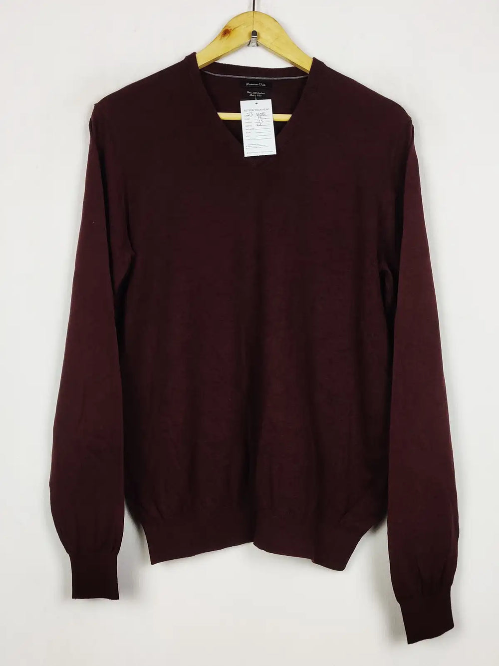 Buy online pre-used pre-loved 100% authentic & Original branded Massimo Dutti (JS-8061) available in Pakistan. Top international brands avilable.
