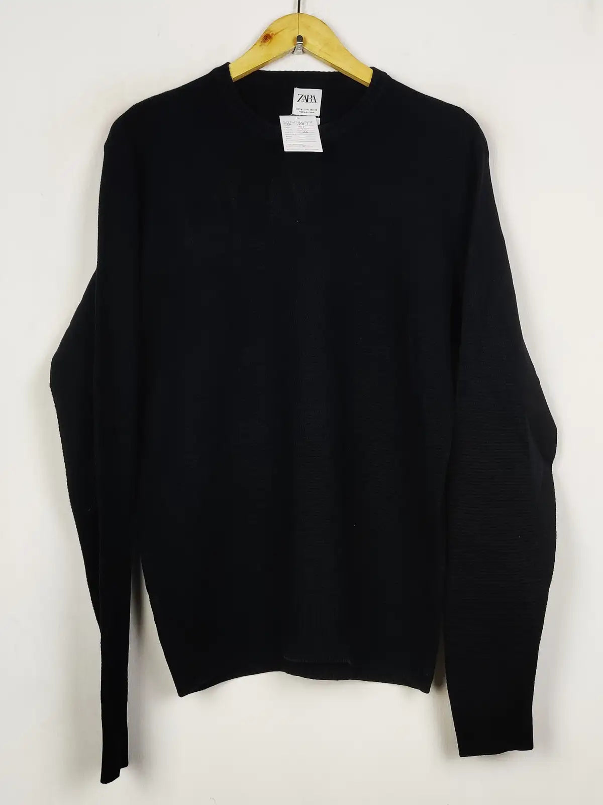 Buy online pre-used pre-loved 100% authentic & Original branded Zara (JS-8117) available in Pakistan. Top international brands avilable.