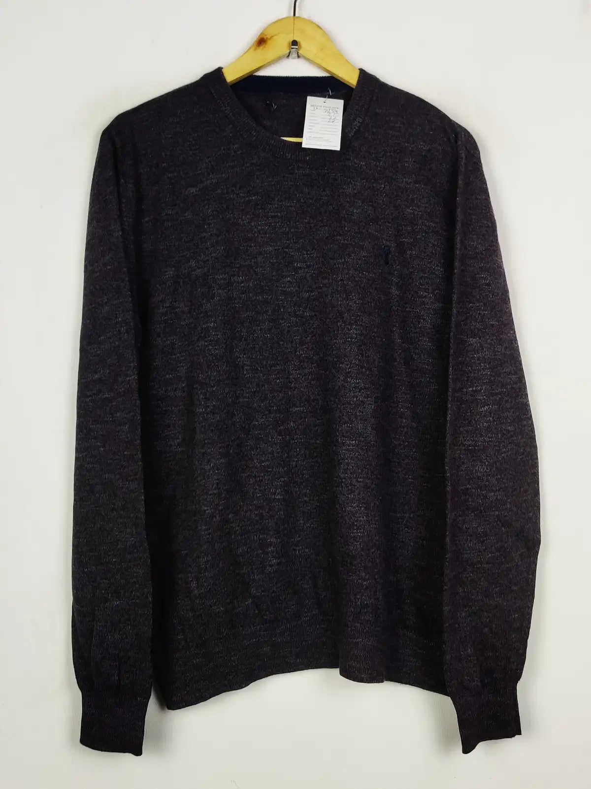 Buy online pre-used pre-loved 100% authentic & Original branded Unknown Brand (JS-8134) available in Pakistan. Top international brands avilable.