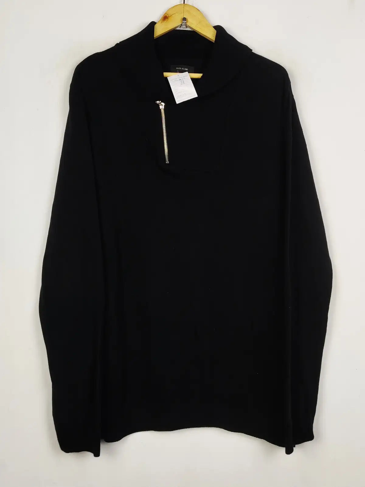 Buy online pre-used pre-loved 100% authentic & Original branded River Island (JS-8166) available in Pakistan. Top international brands avilable.