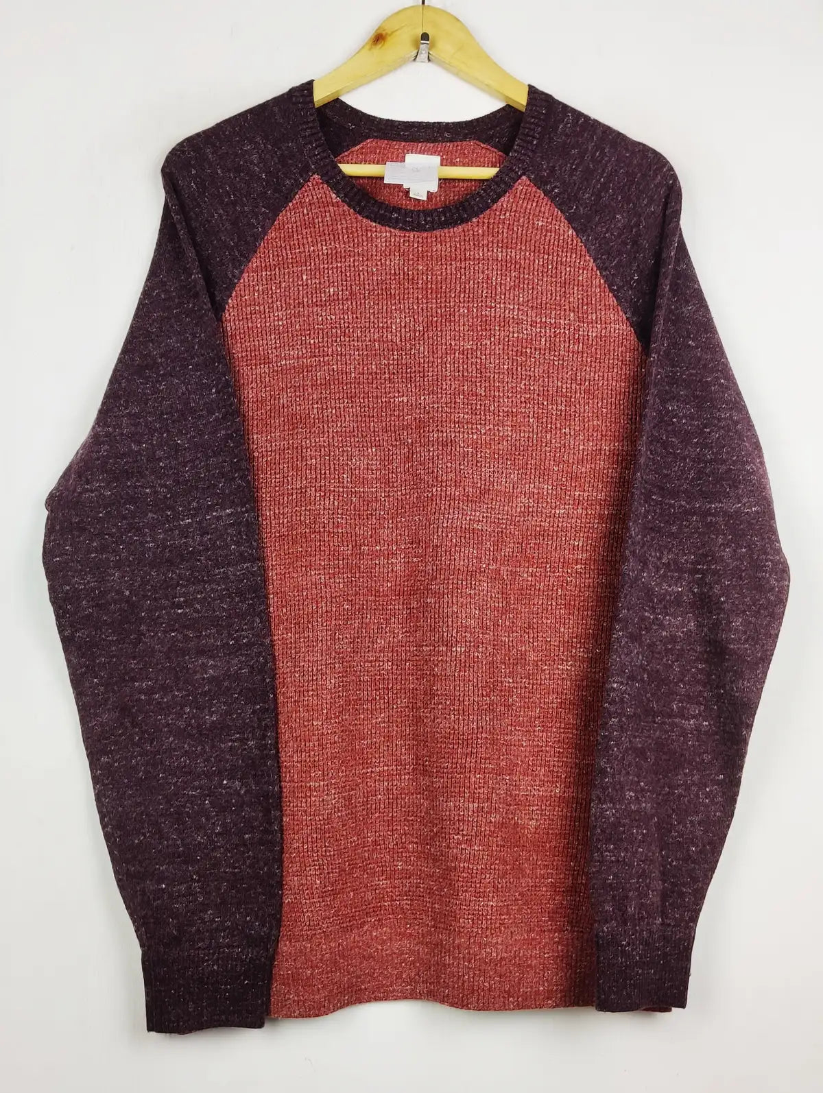 Buy online pre-used pre-loved 100% authentic & Original branded Gap (JS-8207) available in Pakistan. Top international brands avilable.