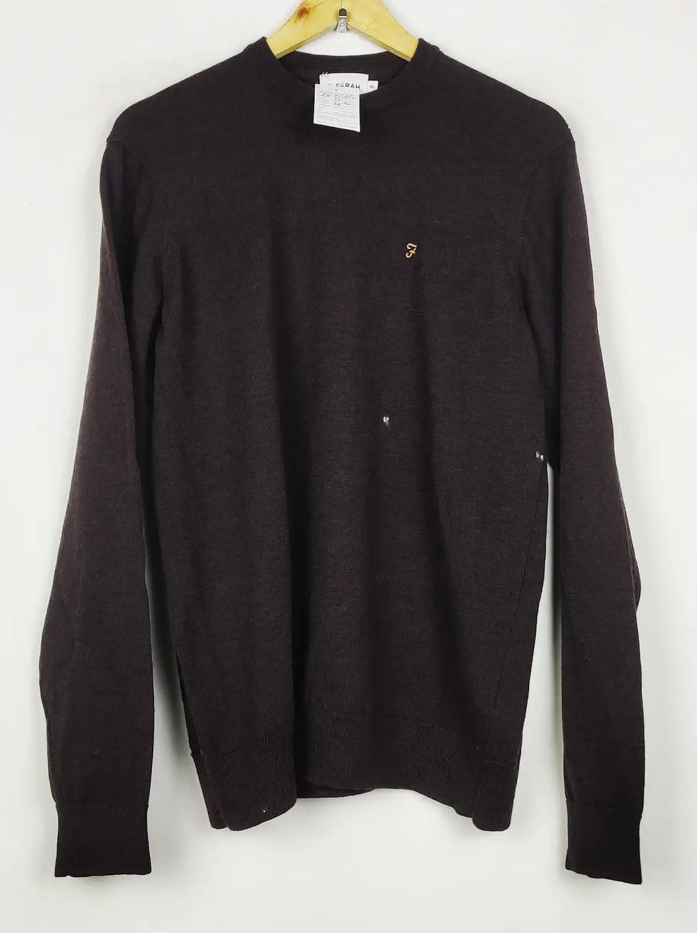 Buy online pre-used pre-loved 100% authentic & Original branded Farah (JS-8389) available in Pakistan. Top international brands avilable.