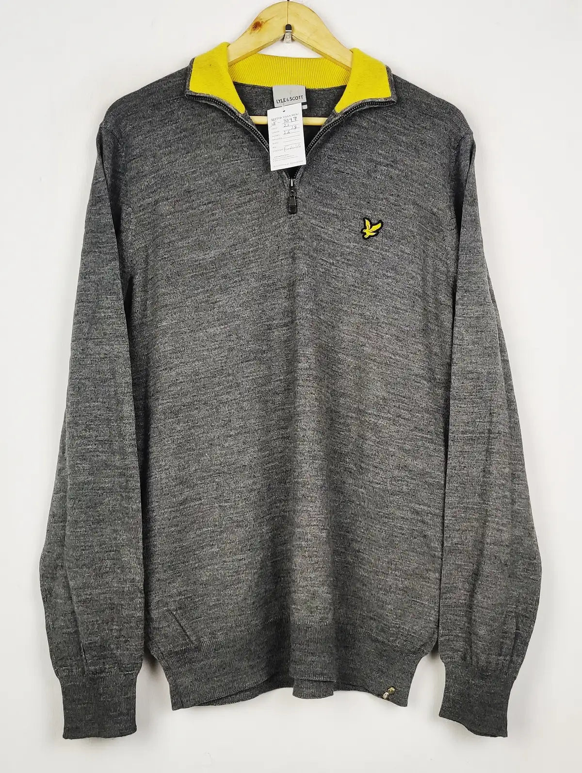 Buy online pre-used pre-loved 100% authentic & Original branded Lyle & Scott (JS-8393) available in Pakistan. Top international brands avilable.