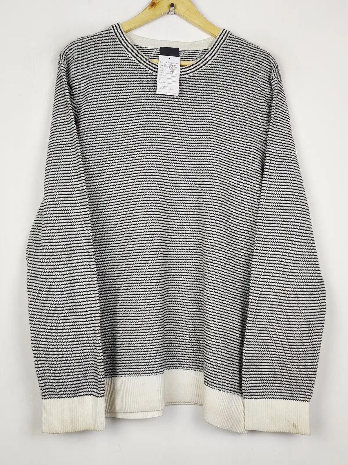 Buy online pre-used pre-loved 100% authentic & Original branded H&M (JS-8422) available in Pakistan. Top international brands avilable.