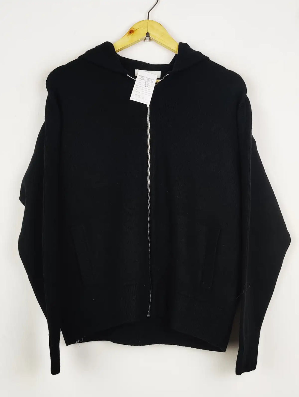 Buy online pre-used pre-loved 100% authentic & Original branded Marks & Spencer (JS-8456) available in Pakistan. Top international brands avilable.