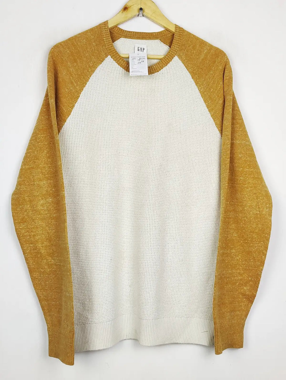Buy online pre-used pre-loved 100% authentic & Original branded Gap (JS-8521) available in Pakistan. Top international brands avilable.