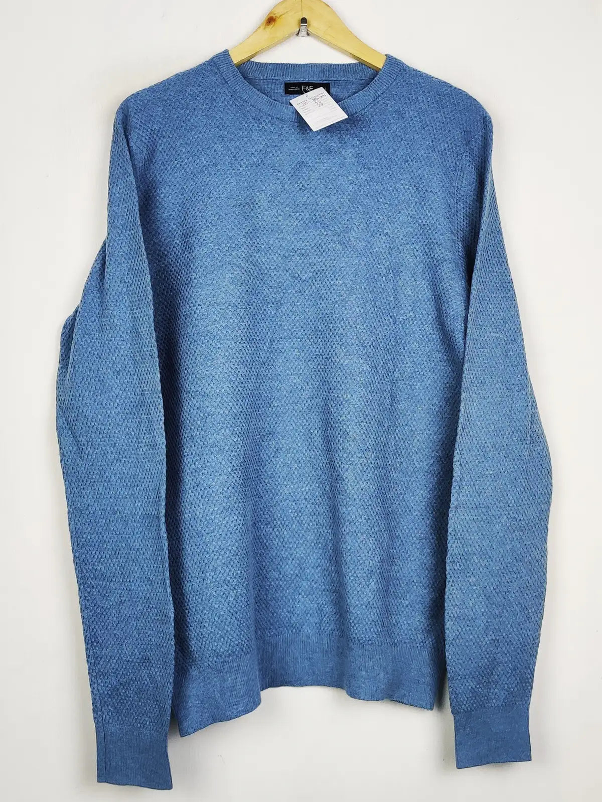 Buy online pre-used pre-loved 100% authentic & Original branded F&F (JS-8524) available in Pakistan. Top international brands avilable.