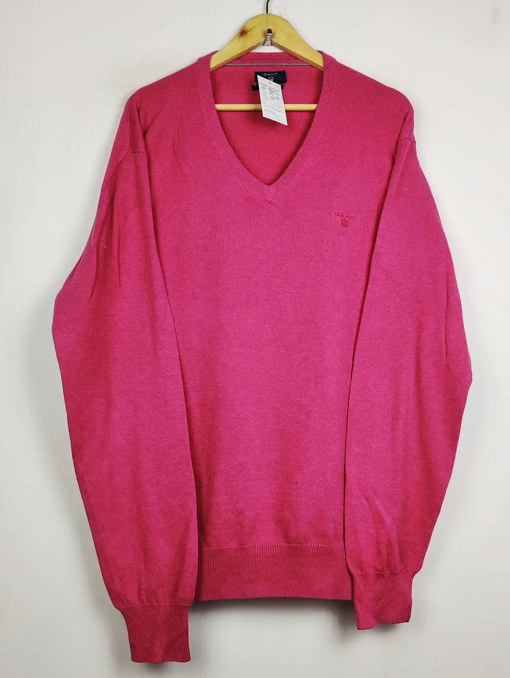Buy online pre-used pre-loved 100% authentic & Original branded Gant (JS-8604) available in Pakistan. Top international brands avilable.