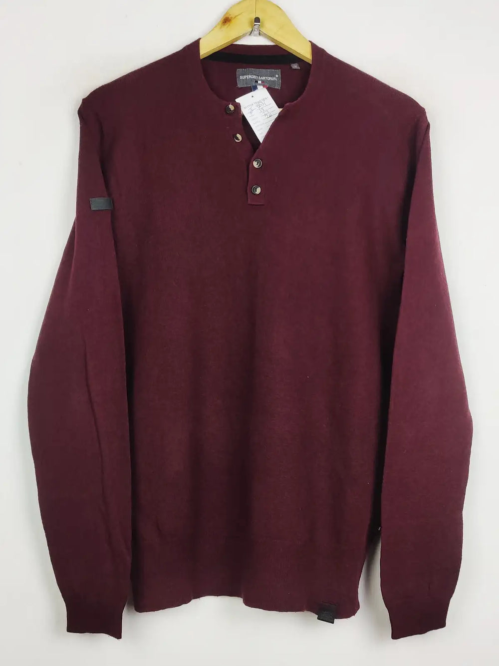 Buy online pre-used pre-loved 100% authentic & Original branded Superdry (JS-8631) available in Pakistan. Top international brands avilable.