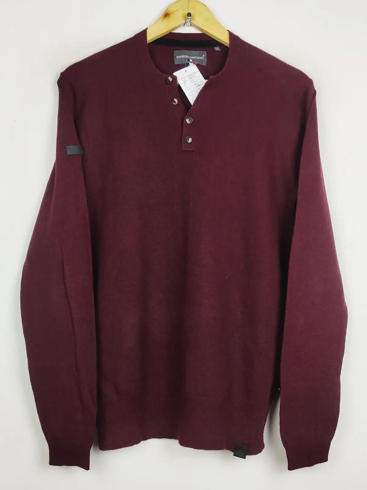 Buy online pre-used pre-loved 100% authentic & Original branded Superdry (JS-8631) available in Pakistan. Top international brands avilable.