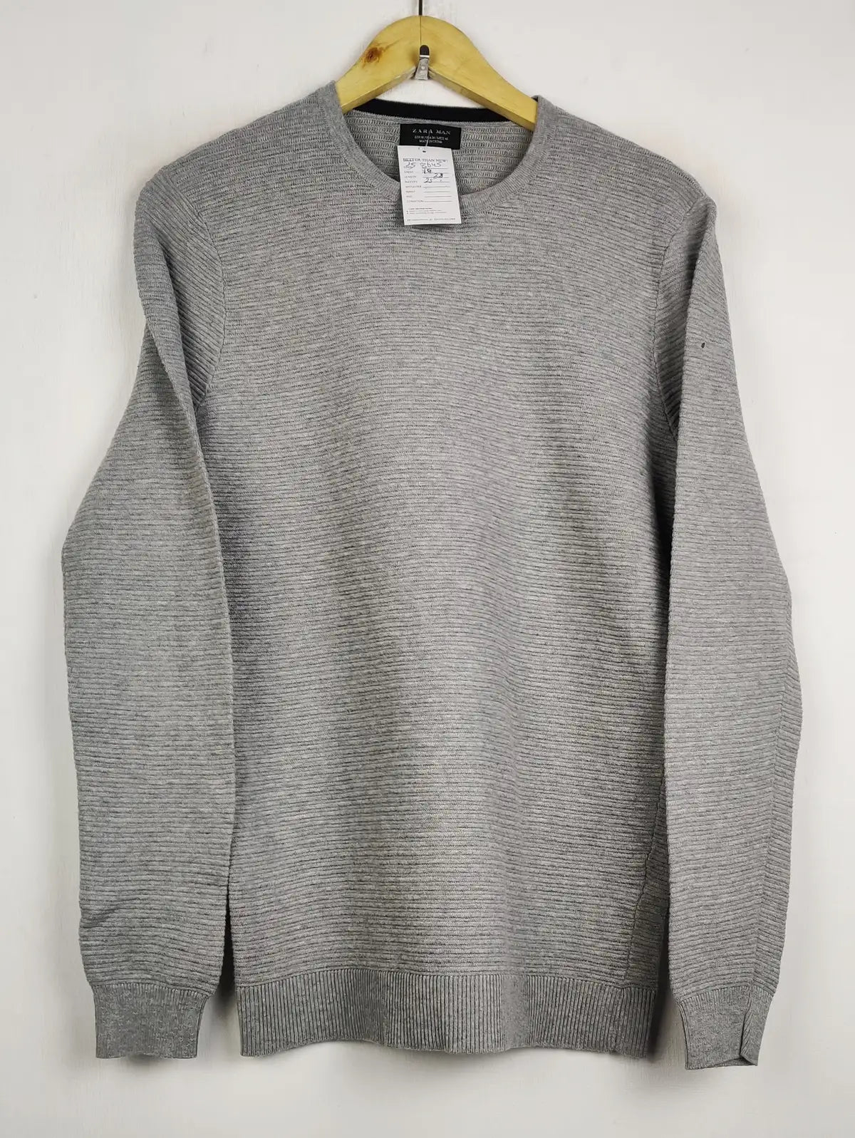 Buy online pre-used pre-loved 100% authentic & Original branded Zara (JS-8645) available in Pakistan. Top international brands avilable.