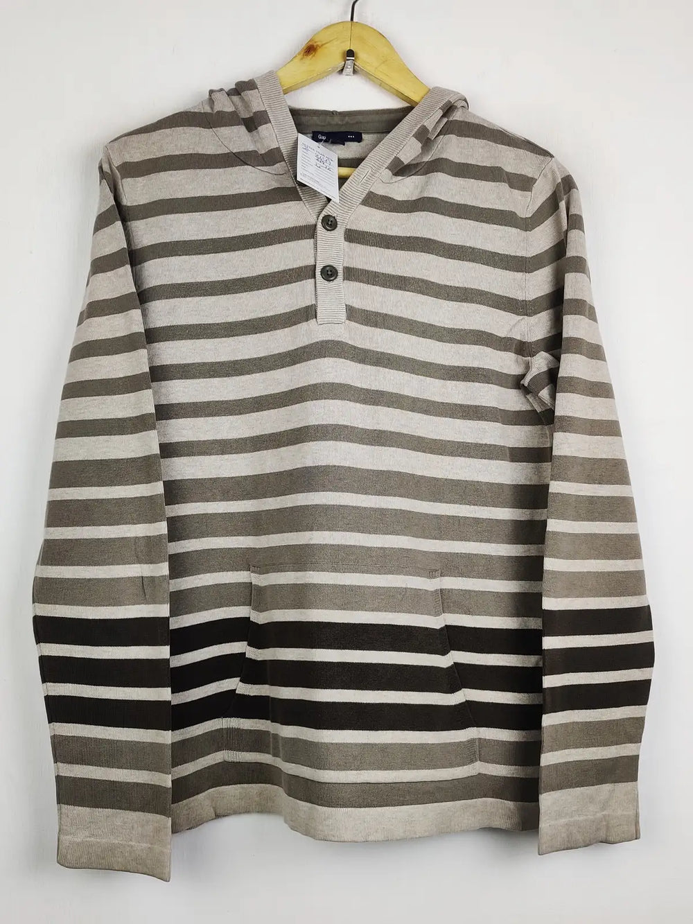 Buy online pre-used pre-loved 100% authentic & Original branded Gap (JS-8649) available in Pakistan. Top international brands avilable.