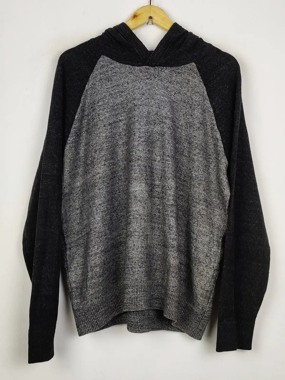 Buy online pre-used pre-loved 100% authentic & Original branded Gap (JS-8710) available in Pakistan. Top international brands avilable.
