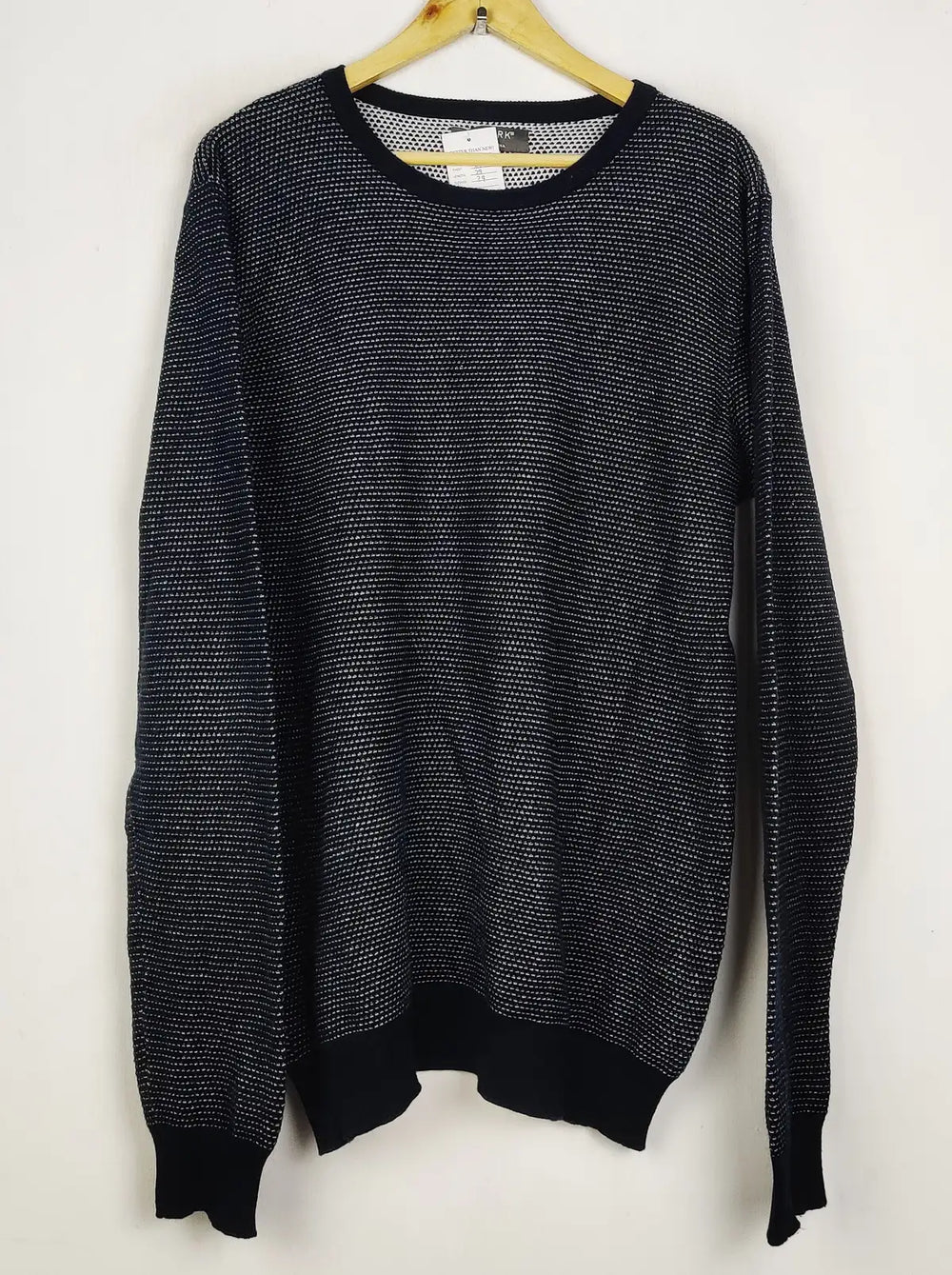 Buy online pre-used pre-loved 100% authentic & Original branded Primark (JS-8733) available in Pakistan. Top international brands avilable.
