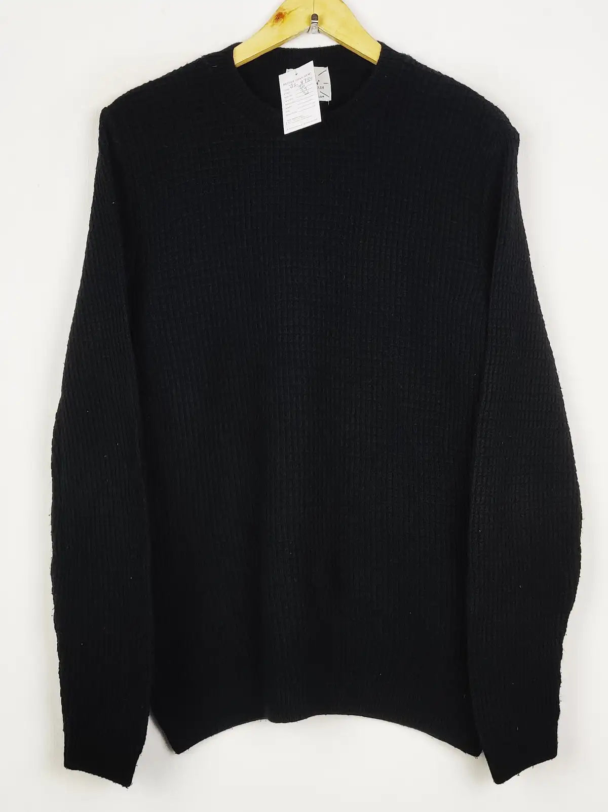Buy online pre-used pre-loved 100% authentic & Original branded Topman (JS-8734) available in Pakistan. Top international brands avilable.