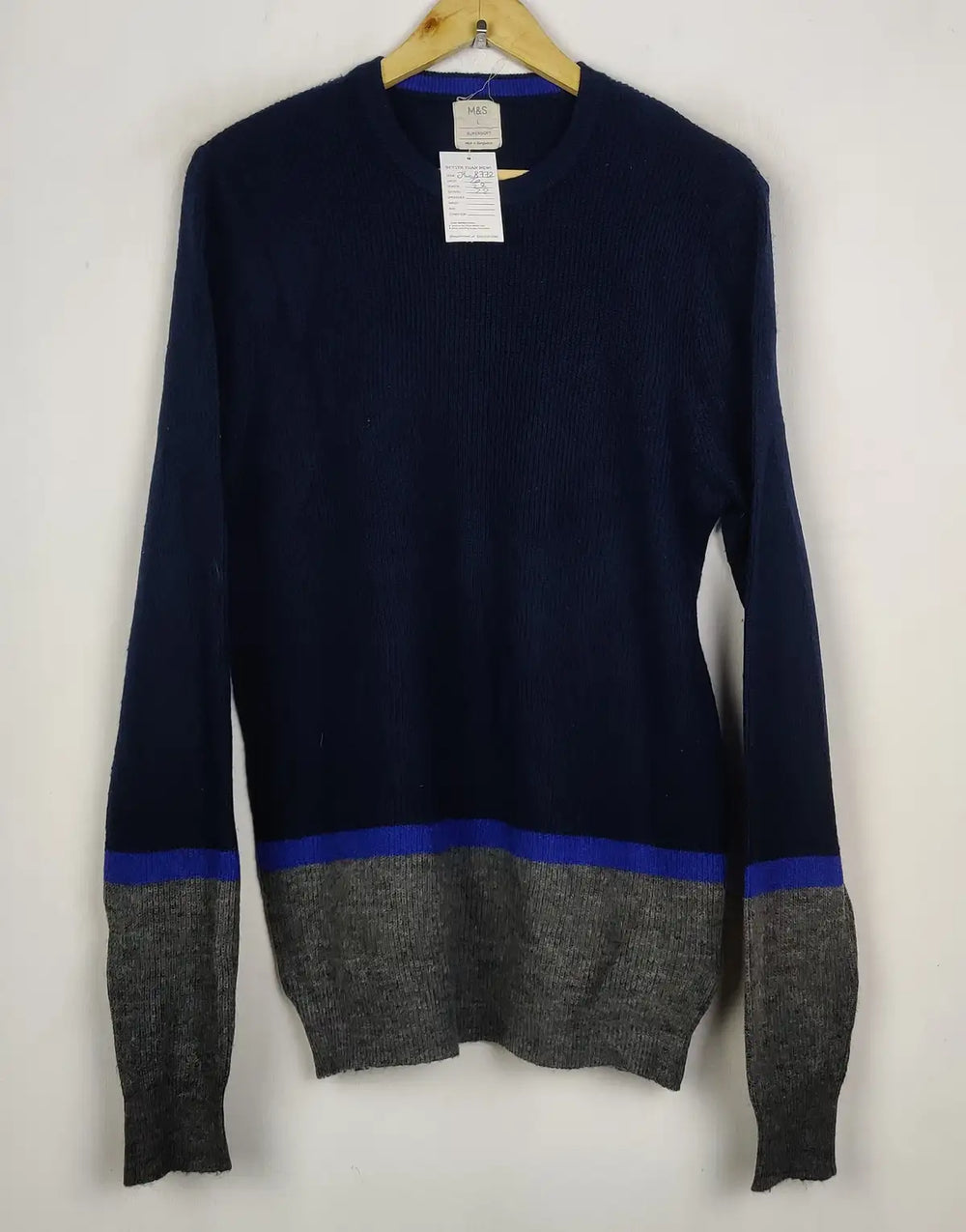 Buy online pre-used pre-loved 100% authentic & Original branded Marks & Spencer (JS-8772) available in Pakistan. Top international brands avilable.
