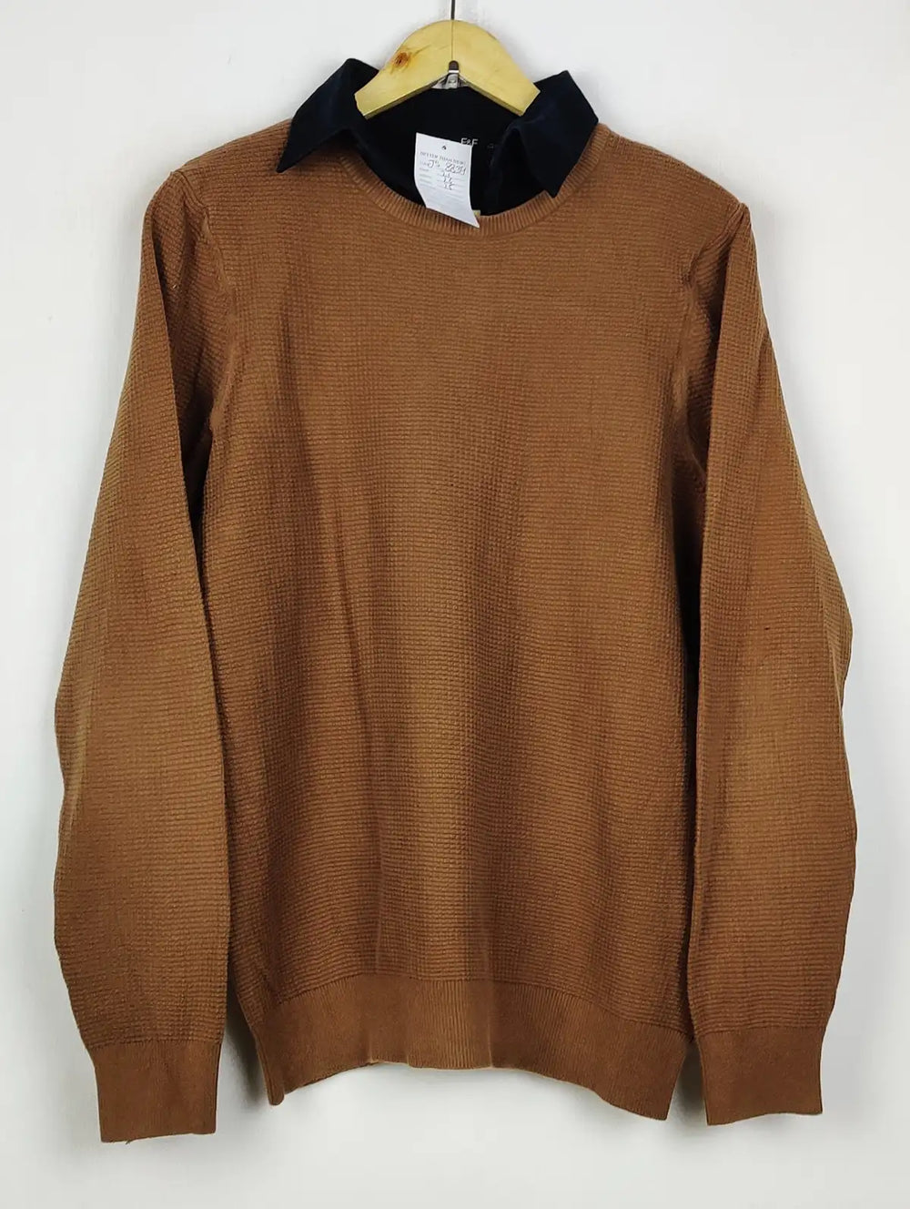 Buy online pre-used pre-loved 100% authentic & Original branded F&F (JS-8834) available in Pakistan. Top international brands avilable.