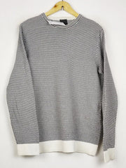 Buy online pre-used pre-loved 100% authentic & Original branded H&M (JS-8853) available in Pakistan. Top international brands avilable.