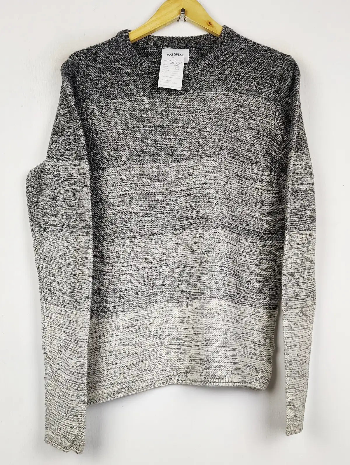 Buy online pre-used pre-loved 100% authentic & Original branded Pull&Bear (JS-9033) available in Pakistan. Top international brands avilable.