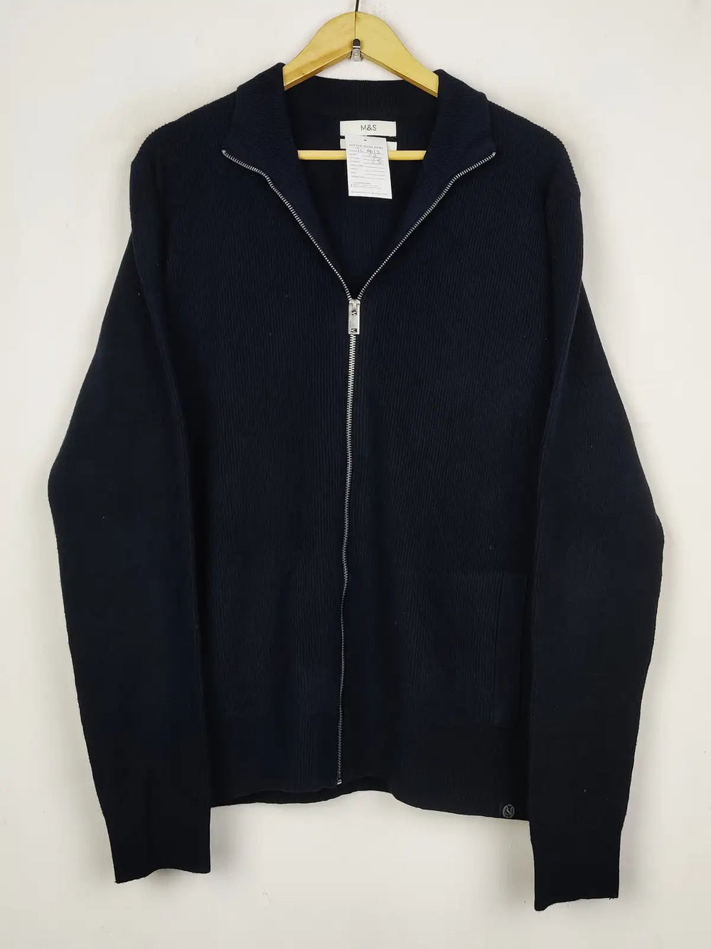 Buy online pre-used pre-loved 100% authentic & Original branded Marks & Spencer (JS-9113) available in Pakistan. Top international brands avilable.