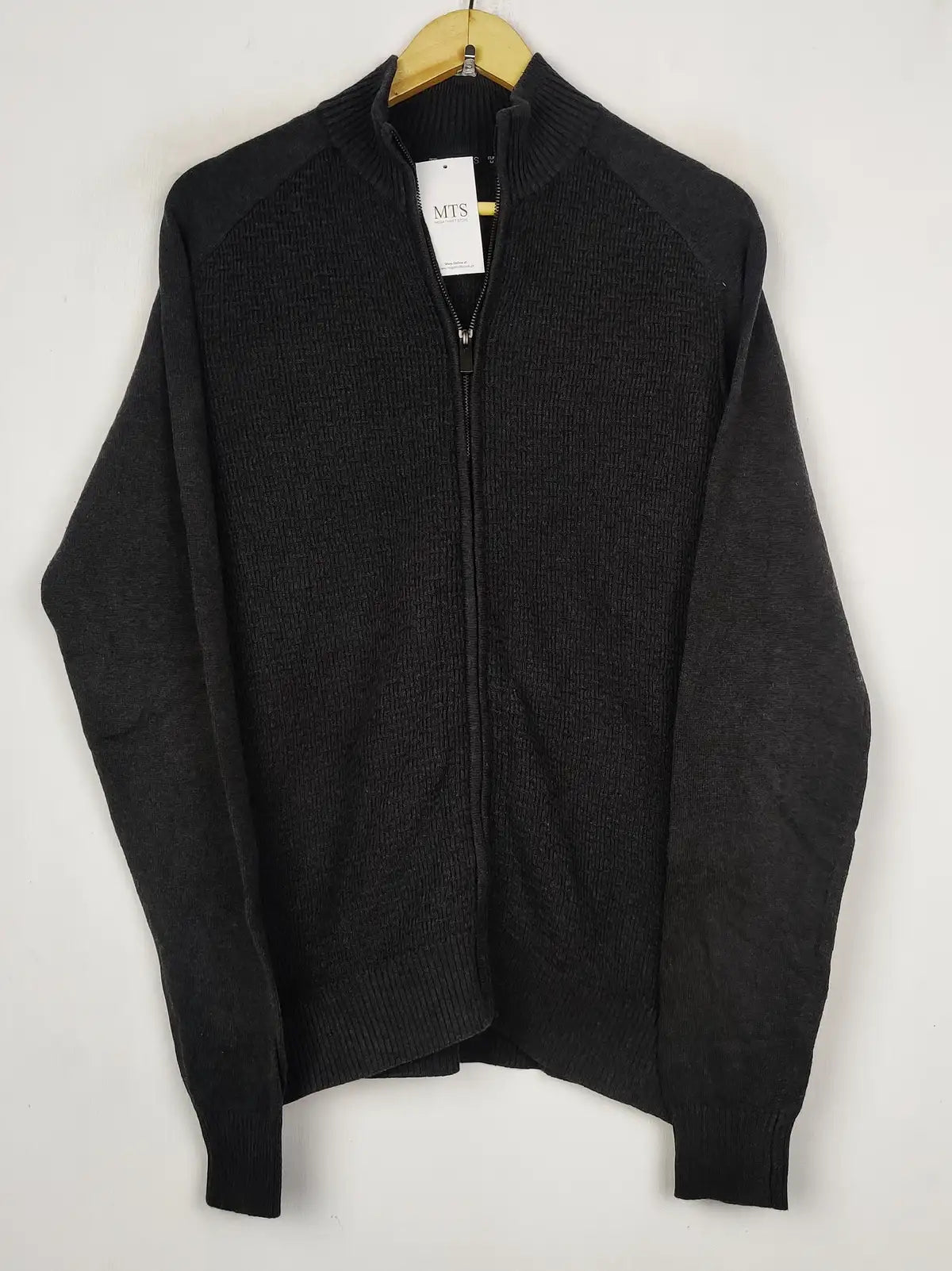 Buy online pre-used pre-loved 100% authentic & Original branded Dunnes Stores (JS-9119) available in Pakistan. Top international brands avilable.